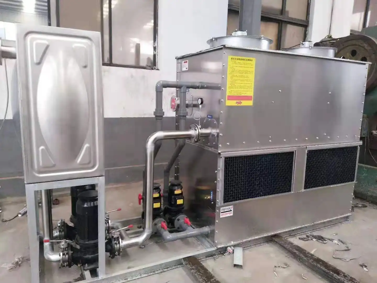 Чиллер с замкнутой системой водяного охлаждения для промышленной электрической индукционной печи переработки обрывов алюминия и