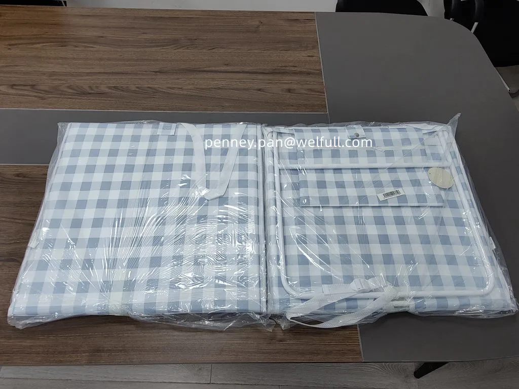 Easy Take Padded Outdoor Foldable Camping Portable Beach Mat Lounge Chair Beach Mat With Support