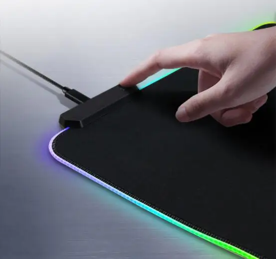 Oem RGB mouse pad Waterproof Material Anti-Slip Rubber Base Light-emitting Gaming Mat Deskpad  Heated Mouse Pad