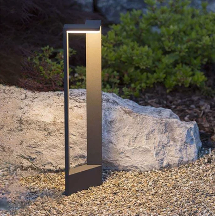 Modern Simple Style Ip54 Led 6-10w Outdoor Waterproof Triangular Garden Courtyard Column Light