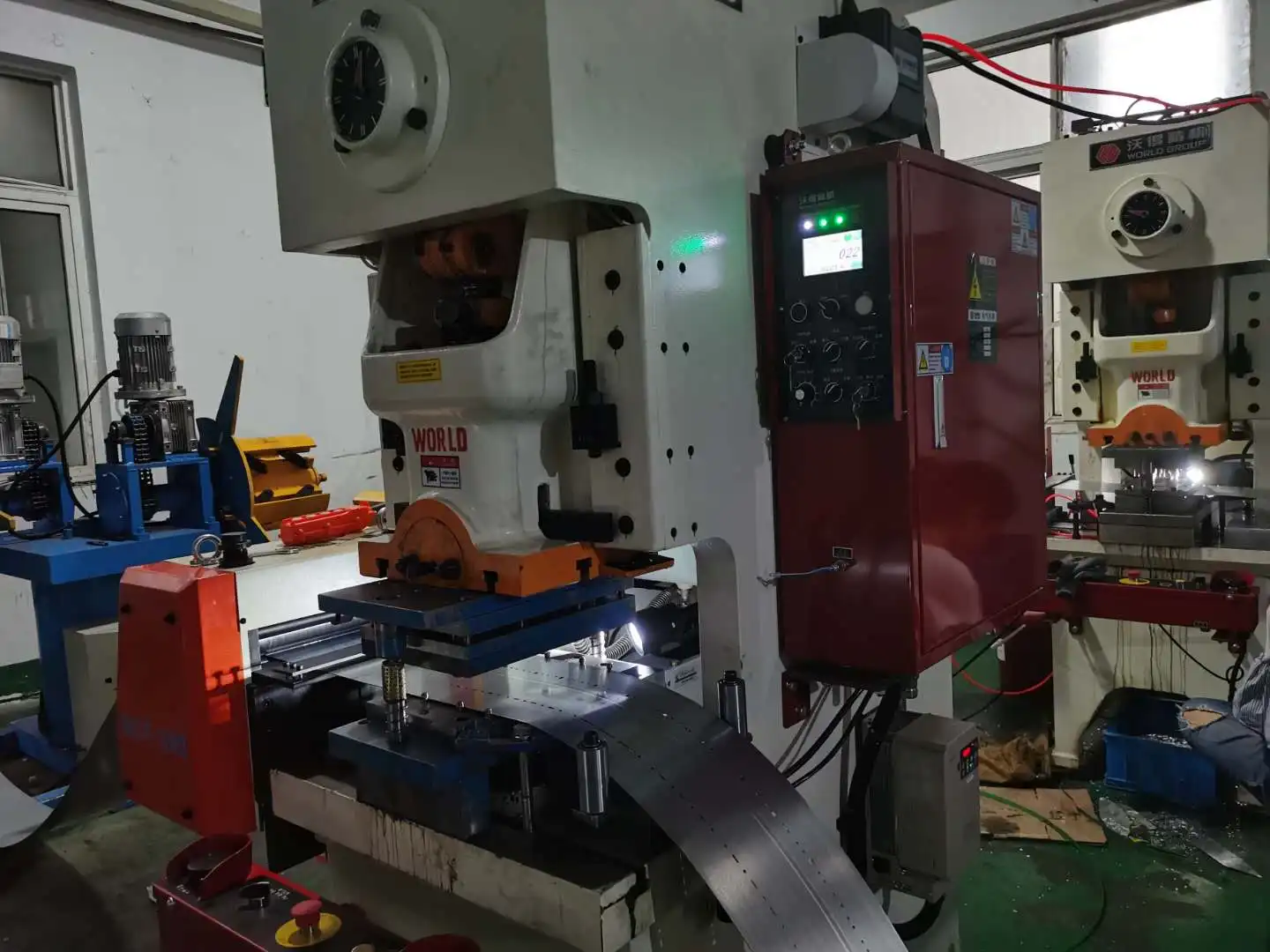 Galvanized tube / Steel Pipe/ Octagonal tube for Roller Shutter Door