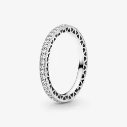 Кольцо из серебра 925 пробы с фианитами и