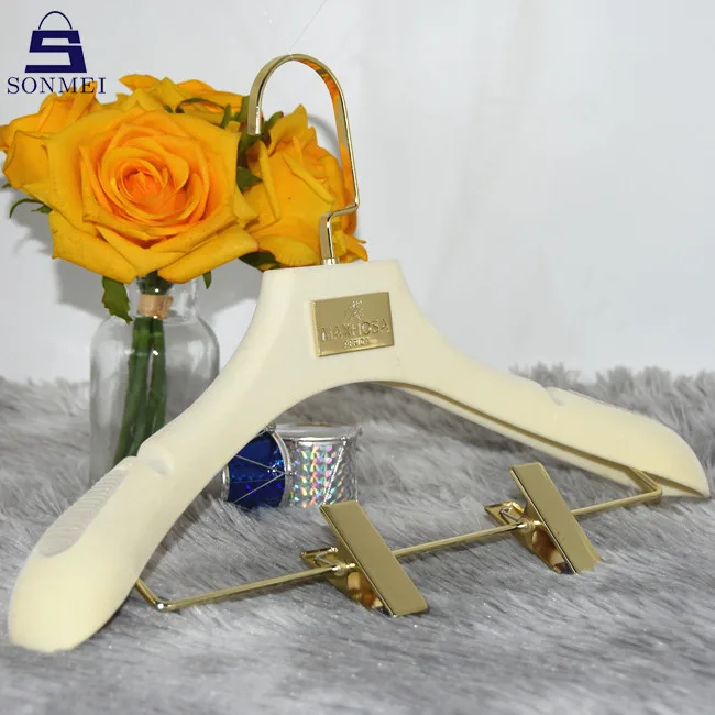 creamy velvet hanger.jpg