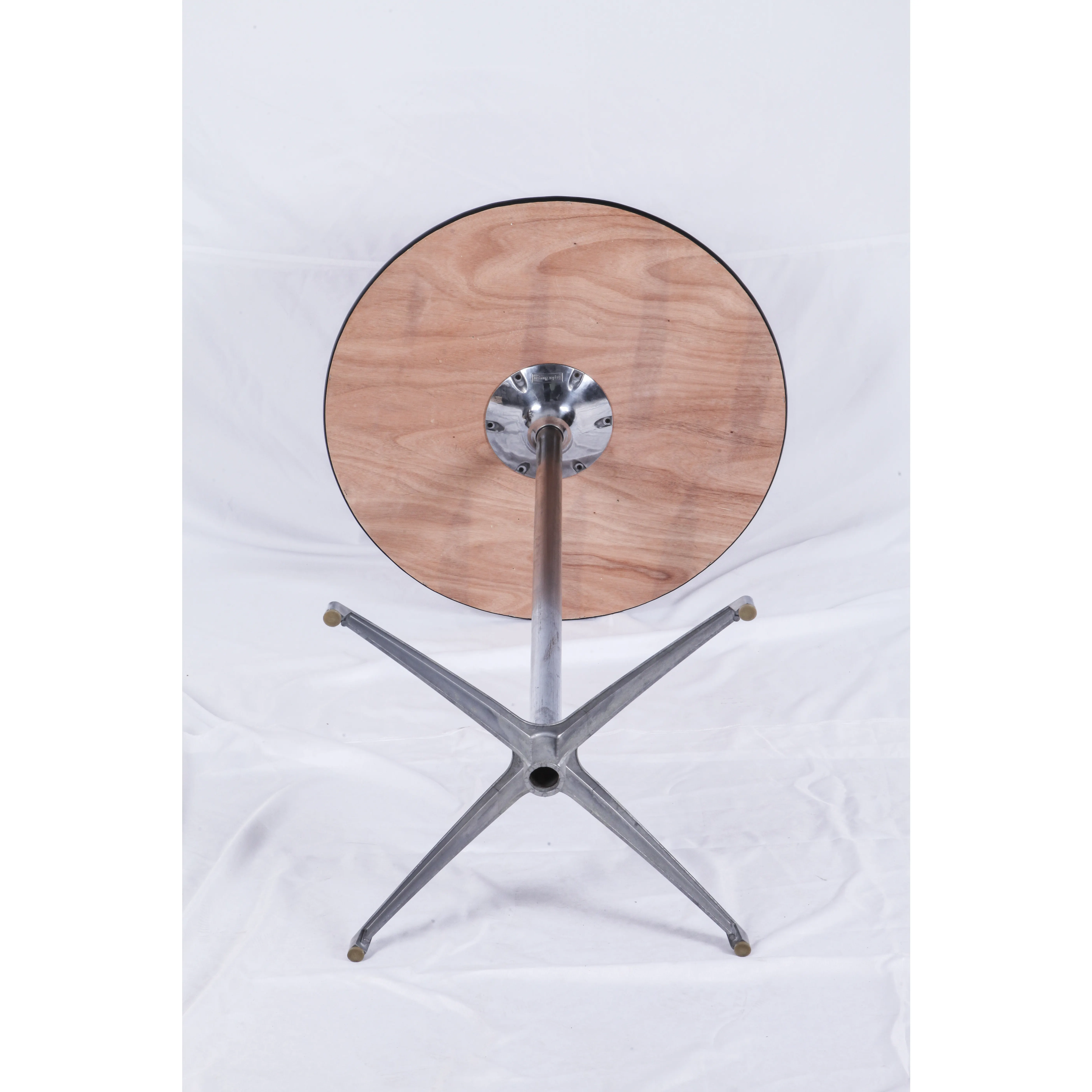 Wholesale Outdoor Industrial Plywood Bar Cocktail Table for Party Rental Events