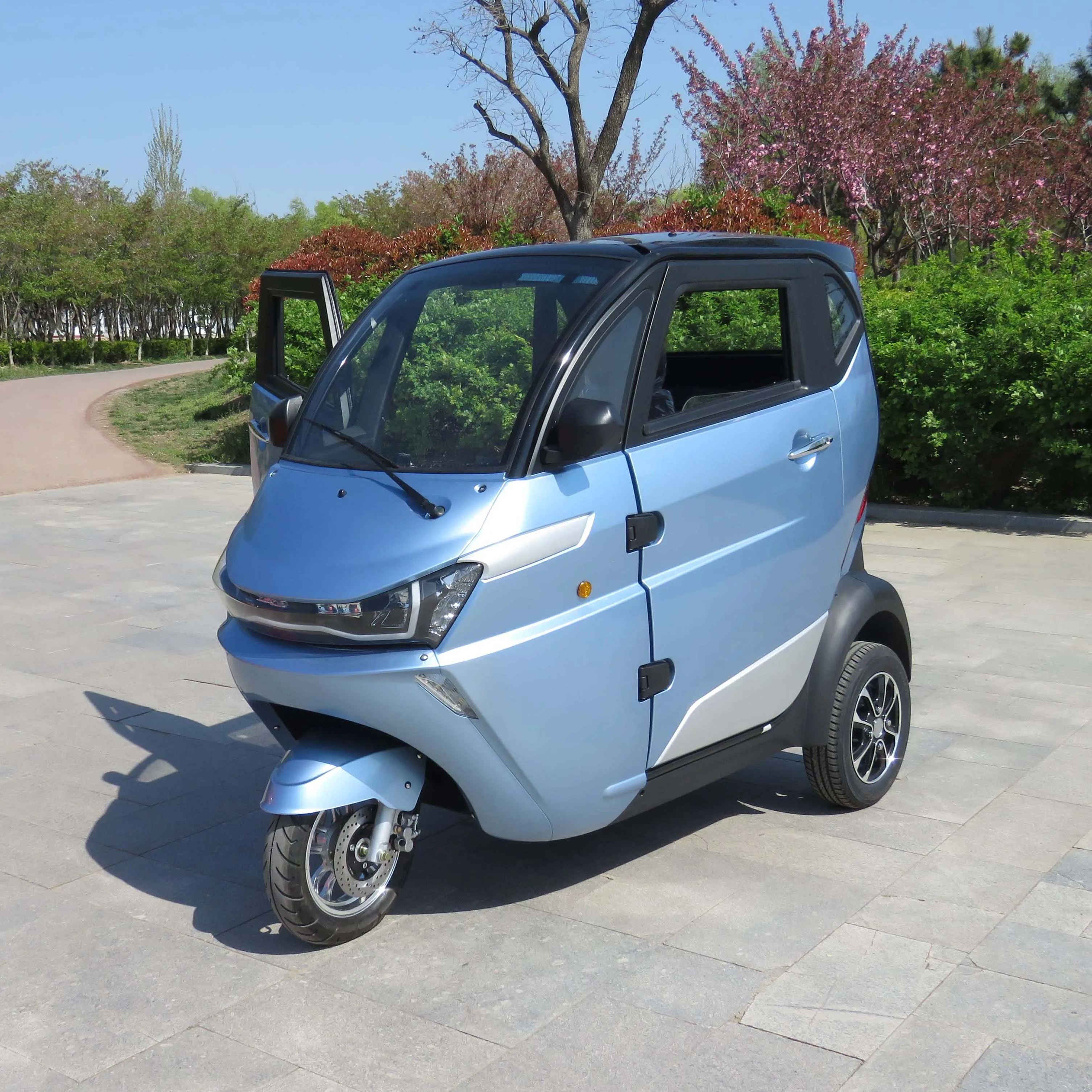EEC approved chinese cheapest electric mini car three wheeler scooter