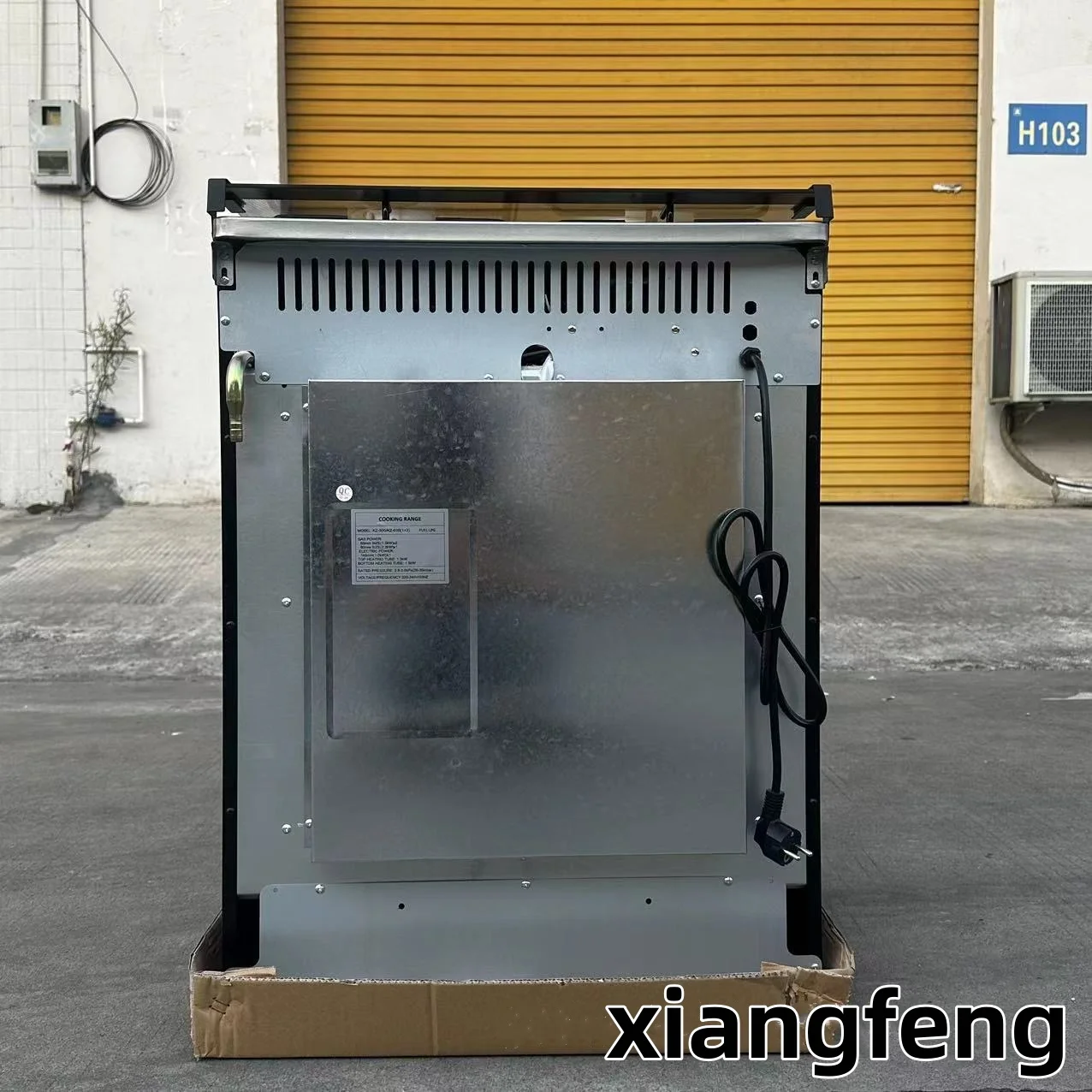 Hot Selling Customizable Lar Capacity Conjoined Oven 3 Gas and 1 Electric Built-in Stainless Steel and Glass Oven