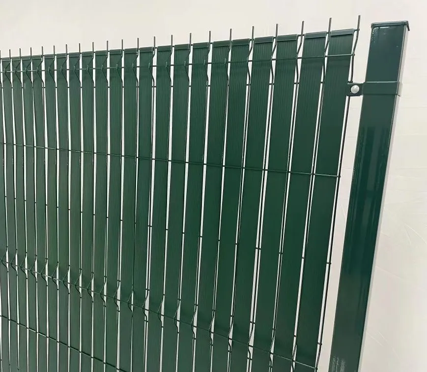 Vertical Strip Anti-UV 3D Privacy Garden Fence Panels Rigid PVC Privacy Slats