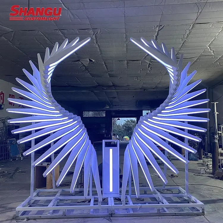 Customized Ip65 PVC Light Emitting Diode Landscape Lights Outdoor 3D Waterproof Angel Wings Motif Lights