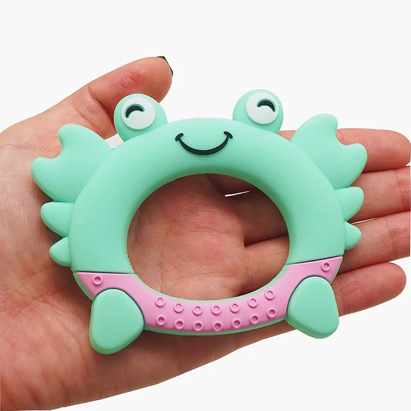 Wholesale BPA FREE Customized DIY Bacteria Resistant Accessories Four Colors Cute Crab Shape Silicone BabyTeether
