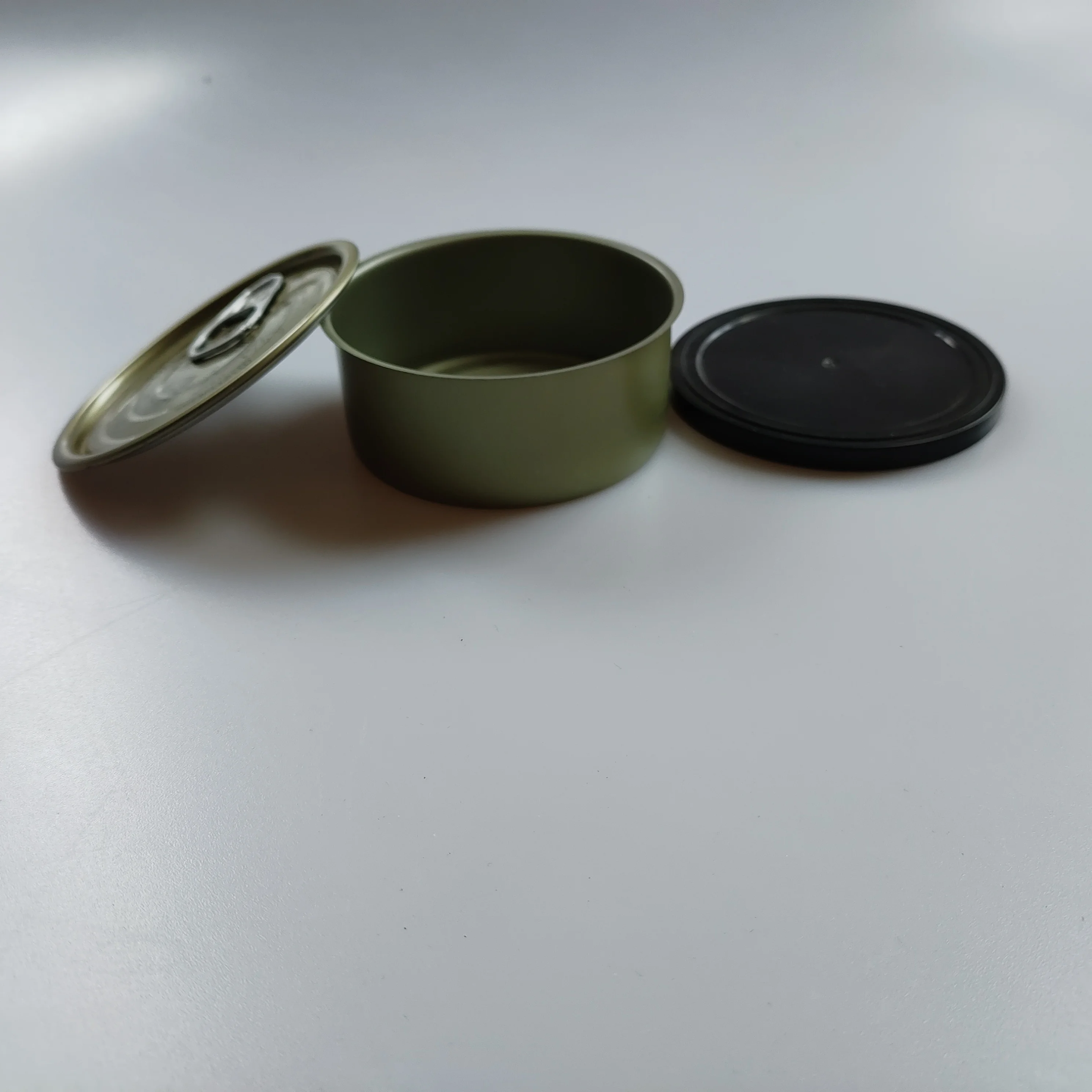 
machine seal easy open tin canned fish empty cans customizable size sufficient supply 