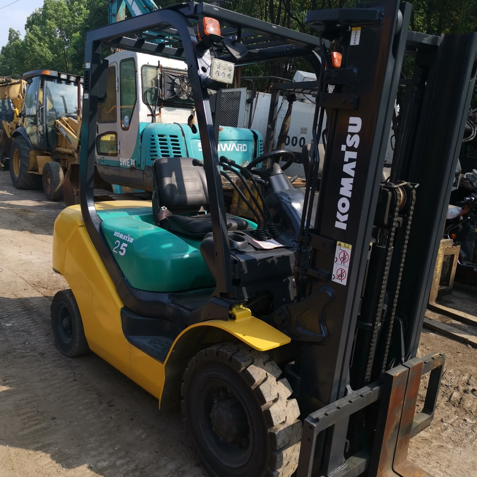 Вилочный погрузчик дизельный Komatsu 2 5 т сделано в Японии высокое качество отличная производительность низкая цена бесплатная доставка для Саудовской Аравии