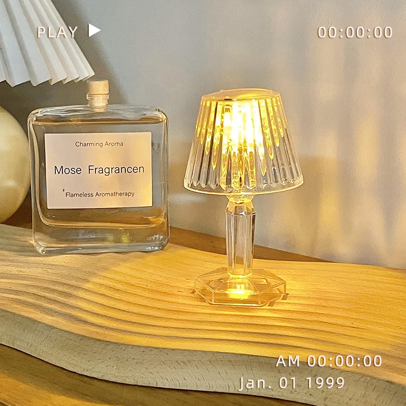 Creative Crystal Small Table Lamp Led Dia mond Small Night Light Bedroom Bedside Atmosphere Light Girlfriends Birthday Gifts