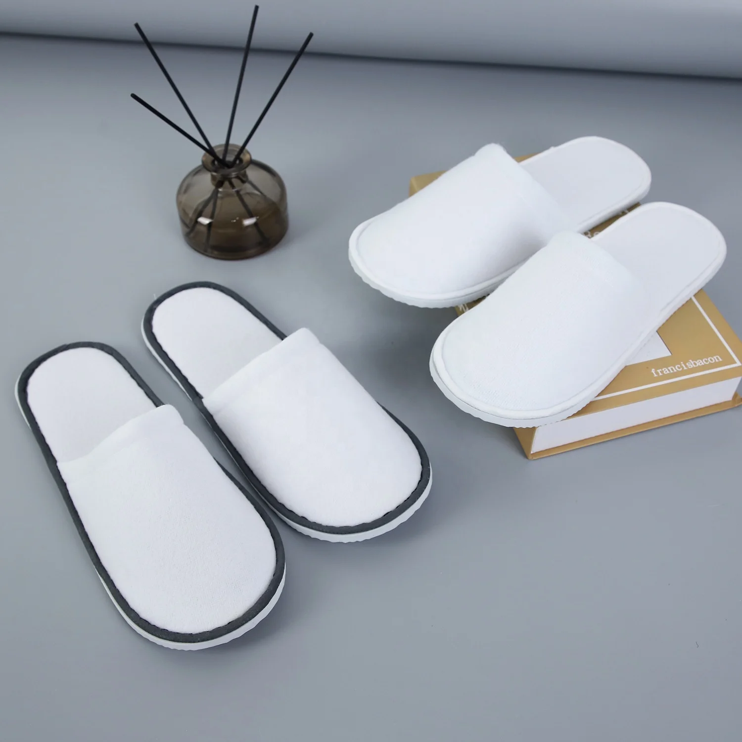 High Quality Hotel disposable anti-slip thick sole plush slippers for men women