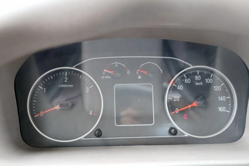 NEW FOTON AUMARK M4 light cargo truck 4-6tons with cummins 2.8L diesel engine and singe cabin(or one and half cabin)