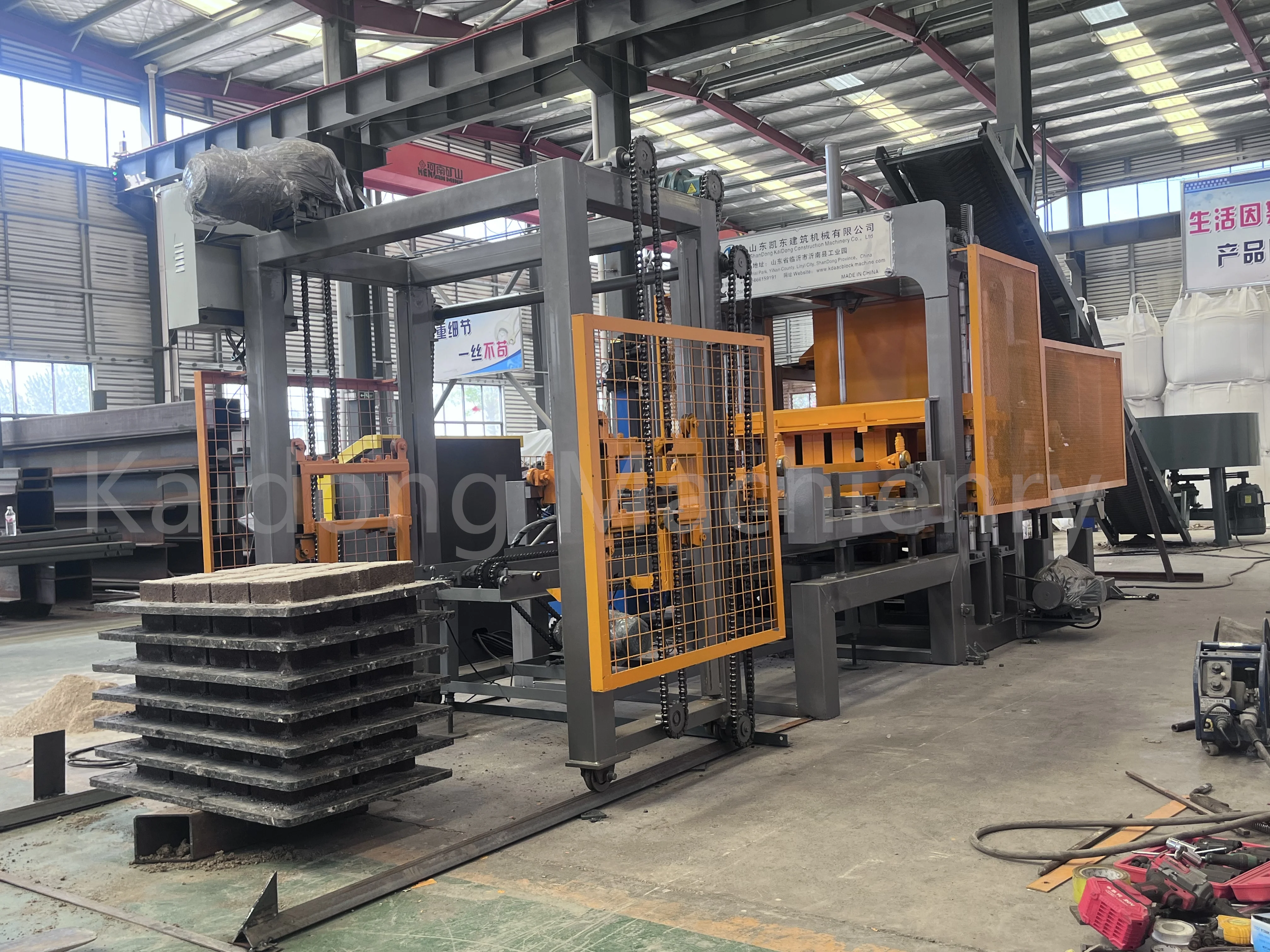 KAIDONG QT4-15E low price cement concrete make block machine hydraulic press block brick machine making automatic