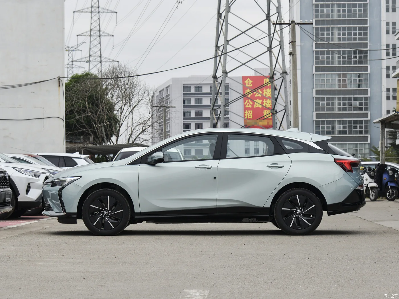 China The Most Popular New Energy Vehicle Cars Buick Velite 6 170km/h High Speed Electric Car On Sale