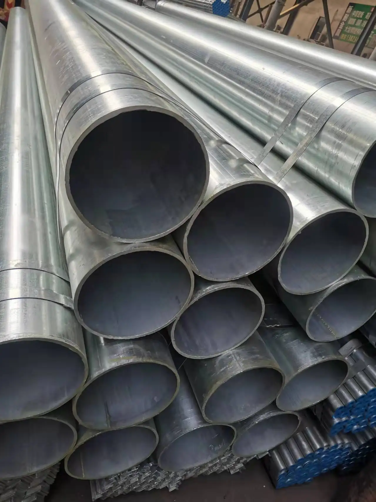 Very good price to sell Galvanized Steel Pipe and tubing 3/4' 1/2' 3/8' 6' Q235 Q345 A36 Q195 galvan steel tubular