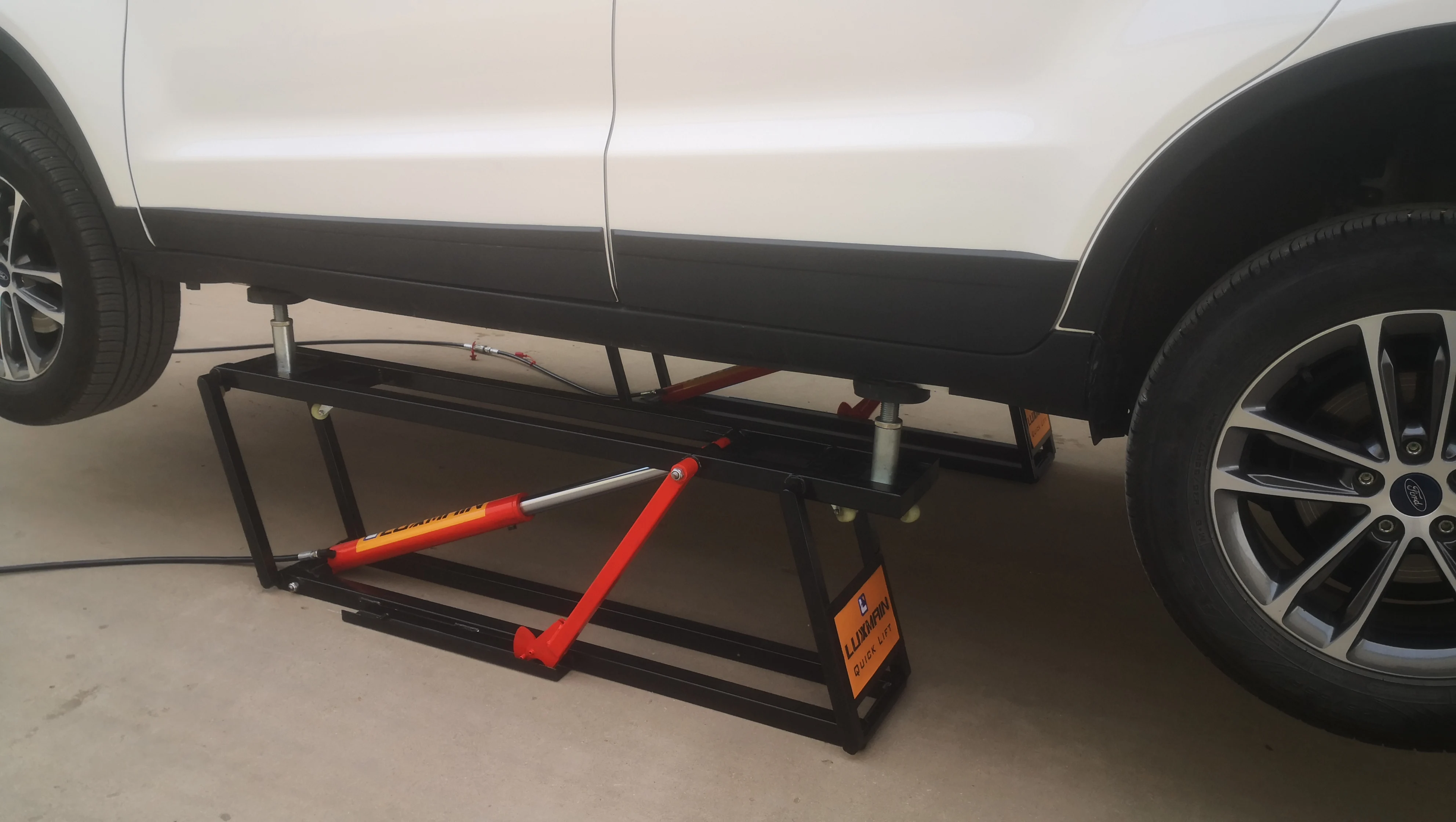 quick car lift Height Adaptors is suitable for vehicles with large ground clearance such as large SUV and pickup trucks