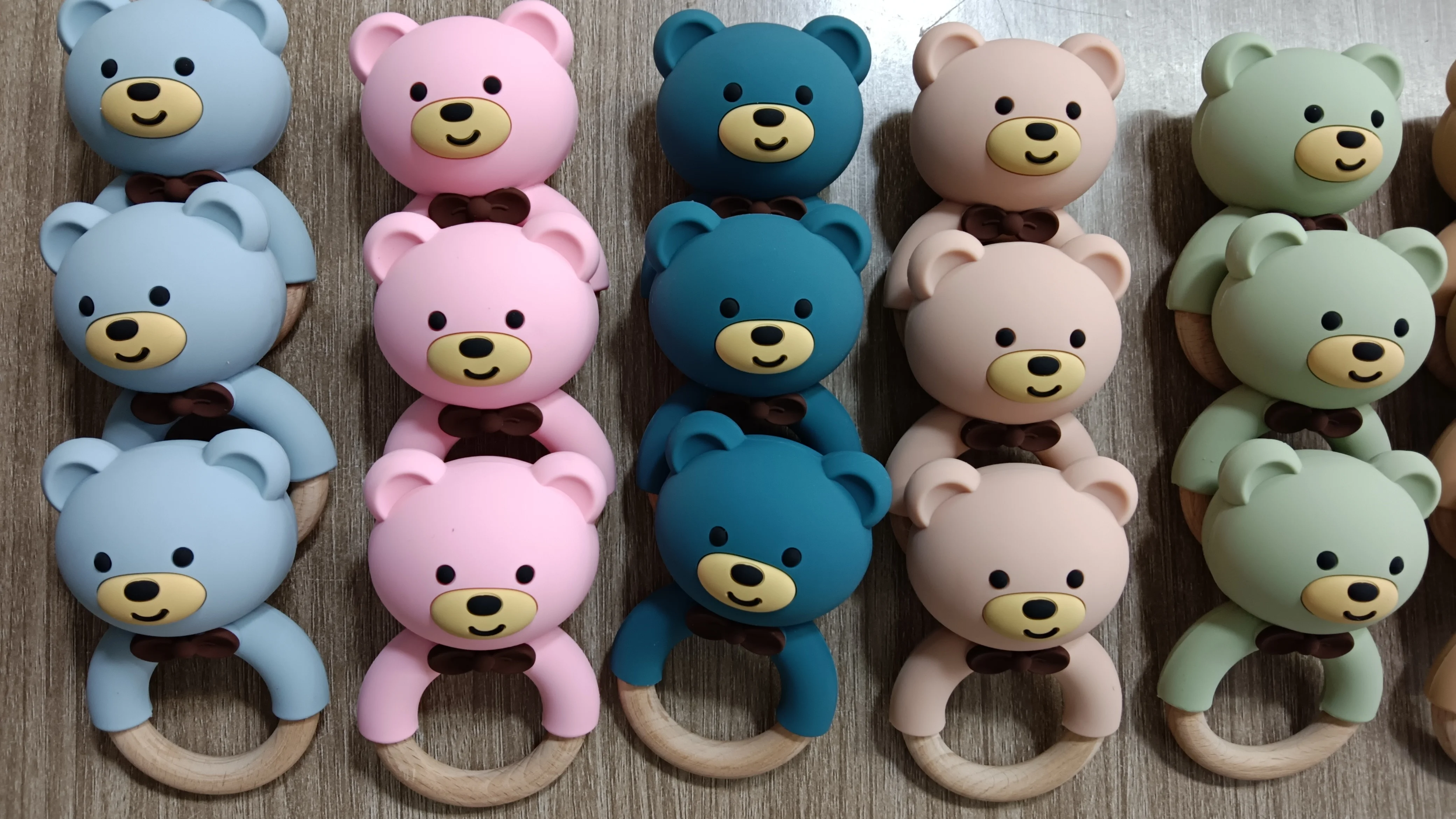2024 Silicone Multi Color Bear Shape Organic Teether Baby Rattle Animal teeth Beads Hygienic Molar Children Toy