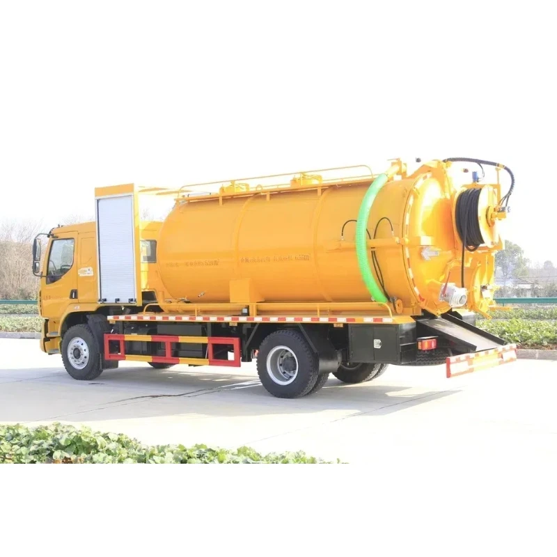 Equipped with Auxiliary Power Driven Water Circulation Pump Dongfeng Liuqi 15 Cubic Meter Cleaning and Suction Truck