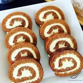 Longyu Automatic small swiss cup cake making machine square cake vending sponge cake production line