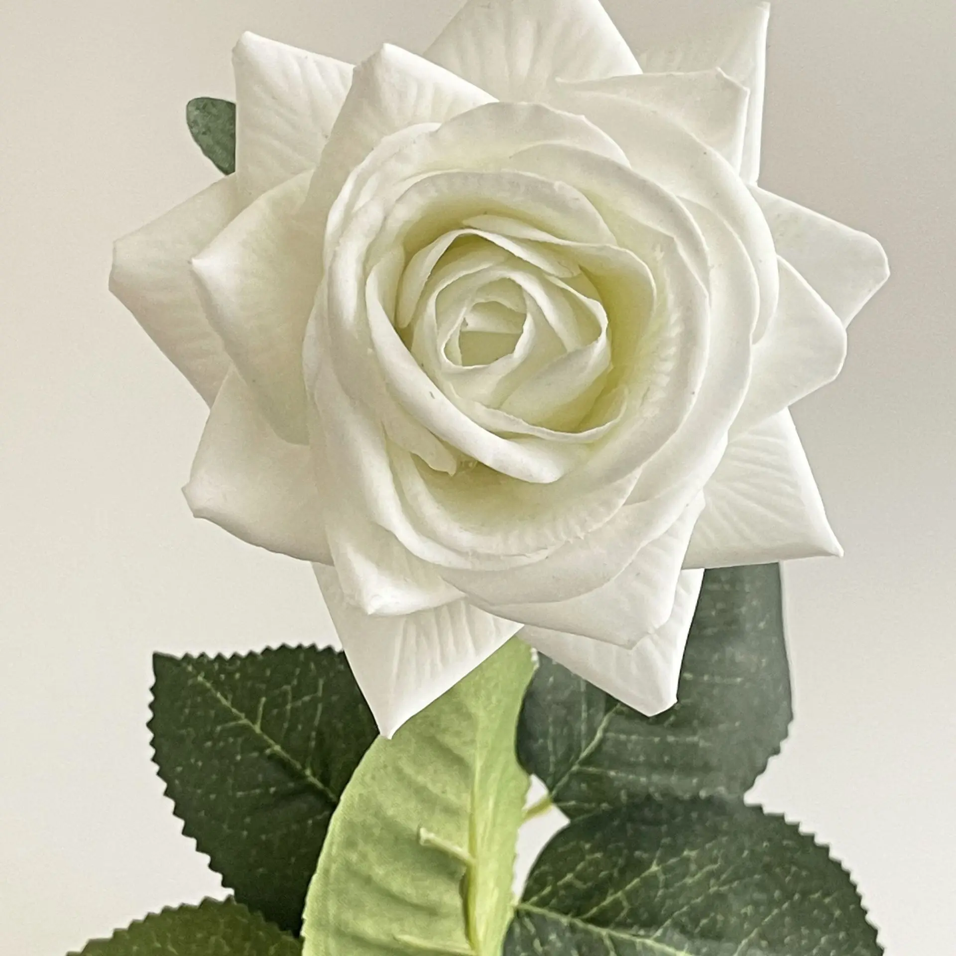 Wholesale Price Fashion Multiple Colors Rose Bouquet Flowers Artificial Roses For Home Party Wedding Decoration