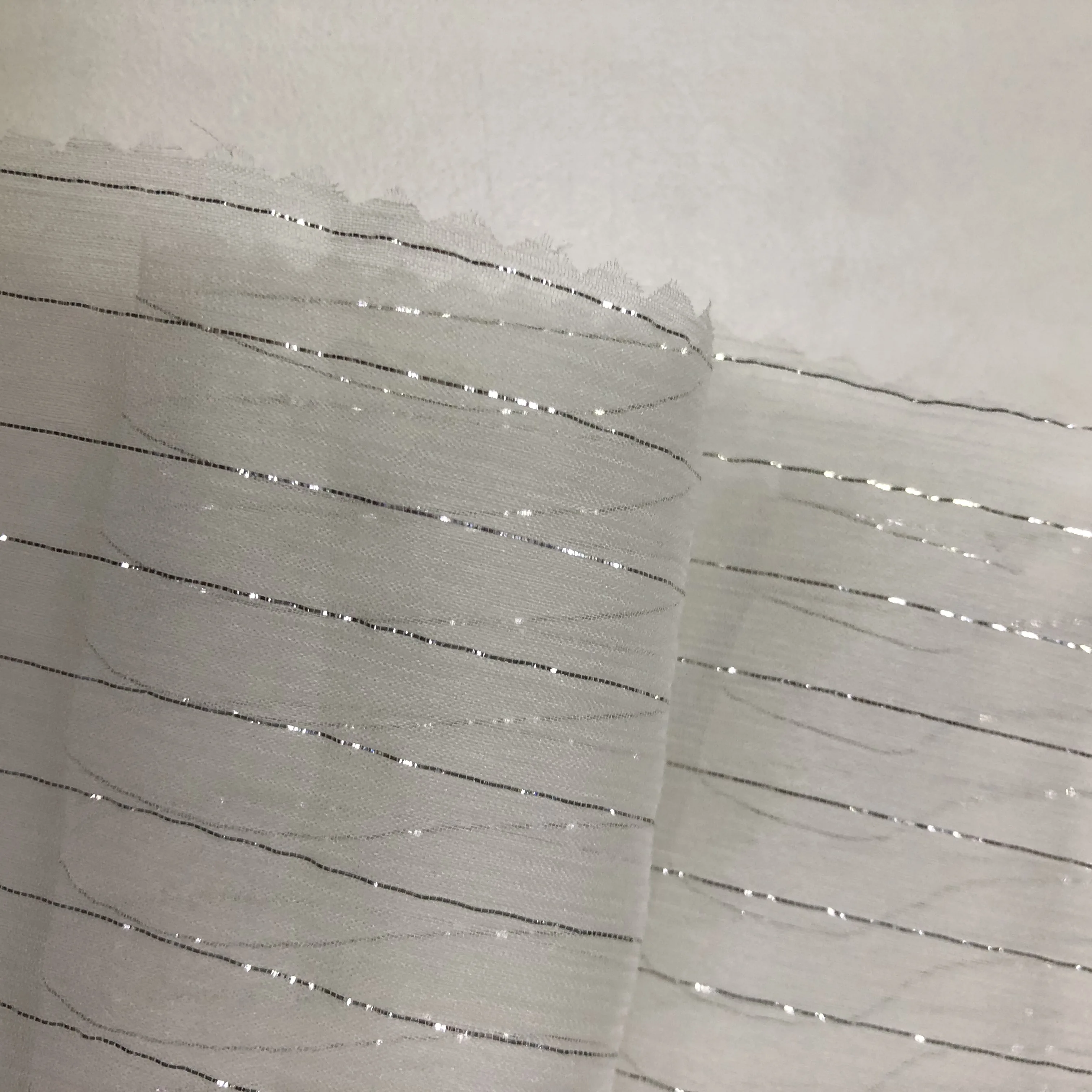 5 мм 100% чистый шелк шифон гофрированный ggt с серебряной Золотой люрексом ткань для женщин высокое качество одежды