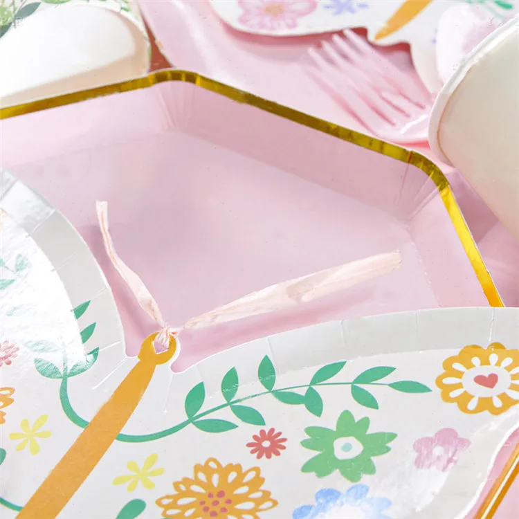 New Design Custom Paper Plate Tableware Kit Disposable Plate For Girl Birthday Party Decoration birthday dishes