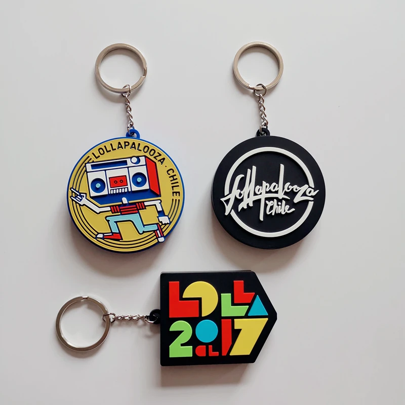 Soft pvc keychain making machine ,new souvenir custom shaped made 2d soft pvc rubber keychains