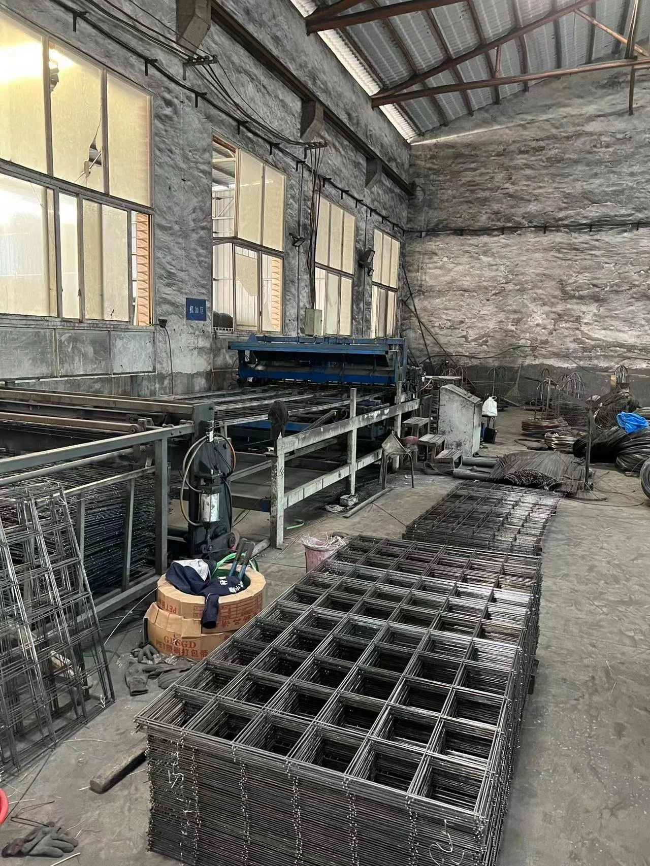 Hot Sales Manufacturer Steel Wire Welded Reinforcing Mesh Heavy Gauge Zinc Square Wire Mesh