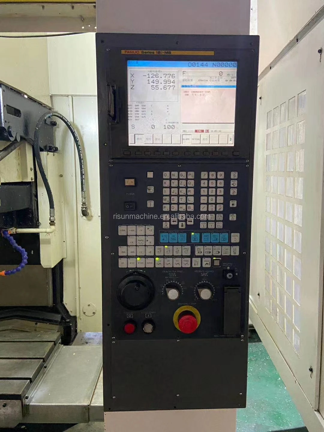  Б/у FANUC 700 Малый буровой Центр оснащен высокоскоростной системой