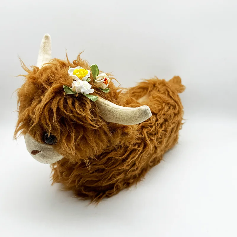 Winter Highland Cow Slippers New Arrivals Cute Yak Plush Animal Shoes Warm Plush Sandals Kawaii Massage animal plush slippers
