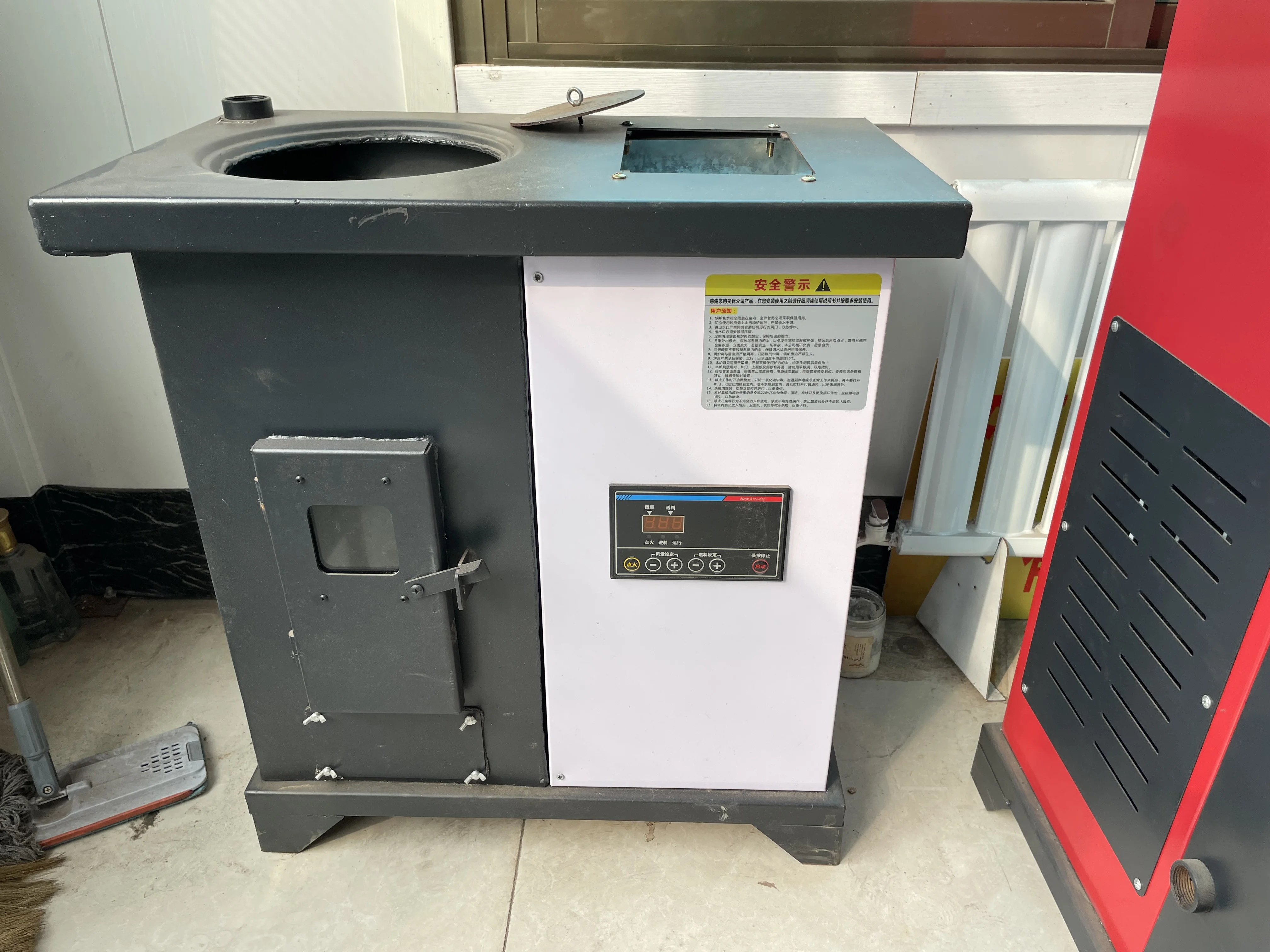 biomass wood pellet stove with water circulation heating