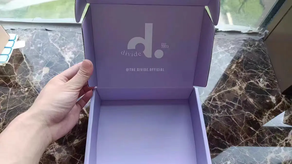 Custom Pink Double Sides Printing Corrugated Card Paper Shipping Box for Candy Gift Cloth Cosmetic Shipping Online Shopping