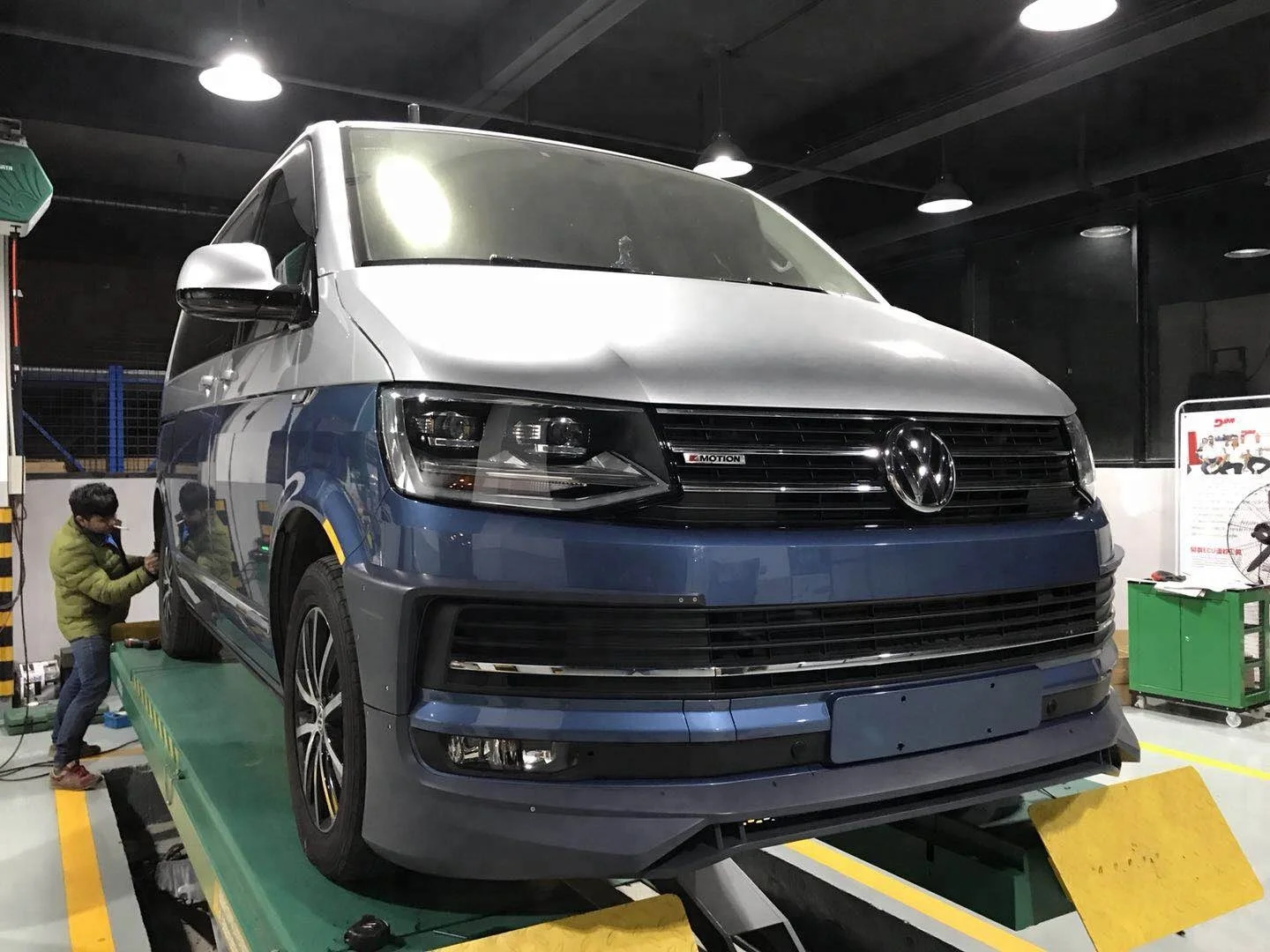 FOR  VW T6 ABT BODY KIT  2016+