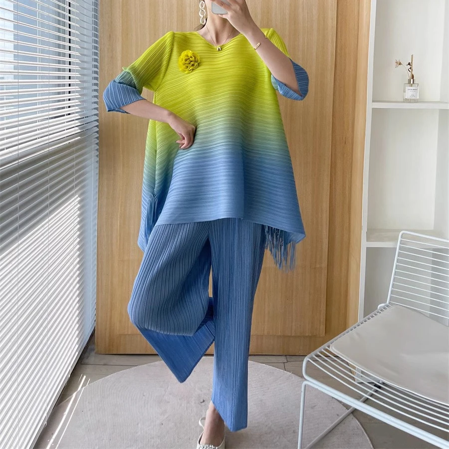 Loose Trousers Suit Two Piece Pants Set O-neck Casual Contrasting Color Style Women 2 piece Plus Size miyaki Pleated Two Piece