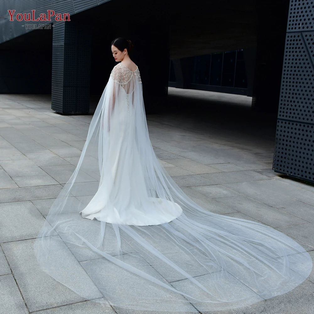 Элегантное женское свадебное платье длиной 3 м