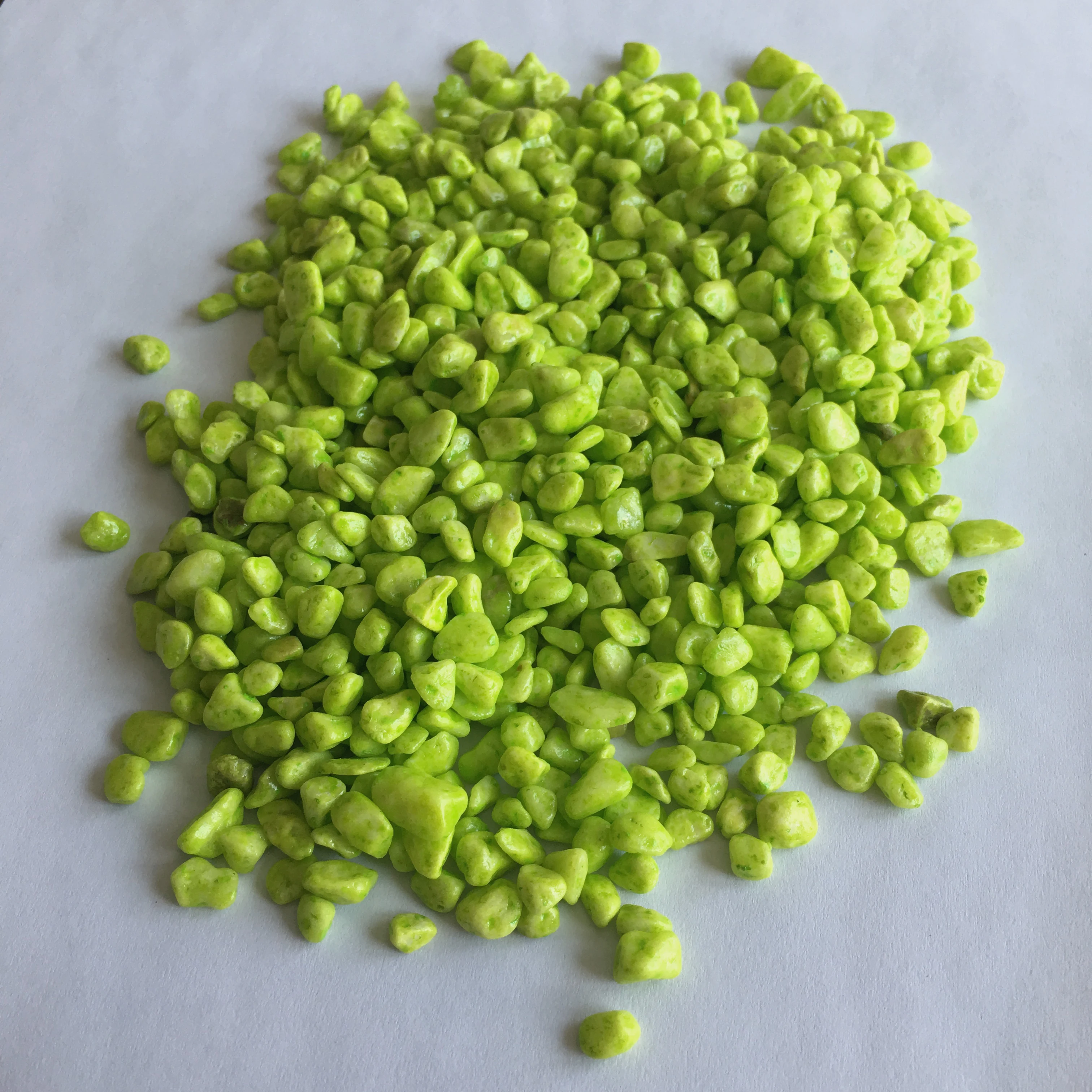 dyed pebble stone for fish tank decoration