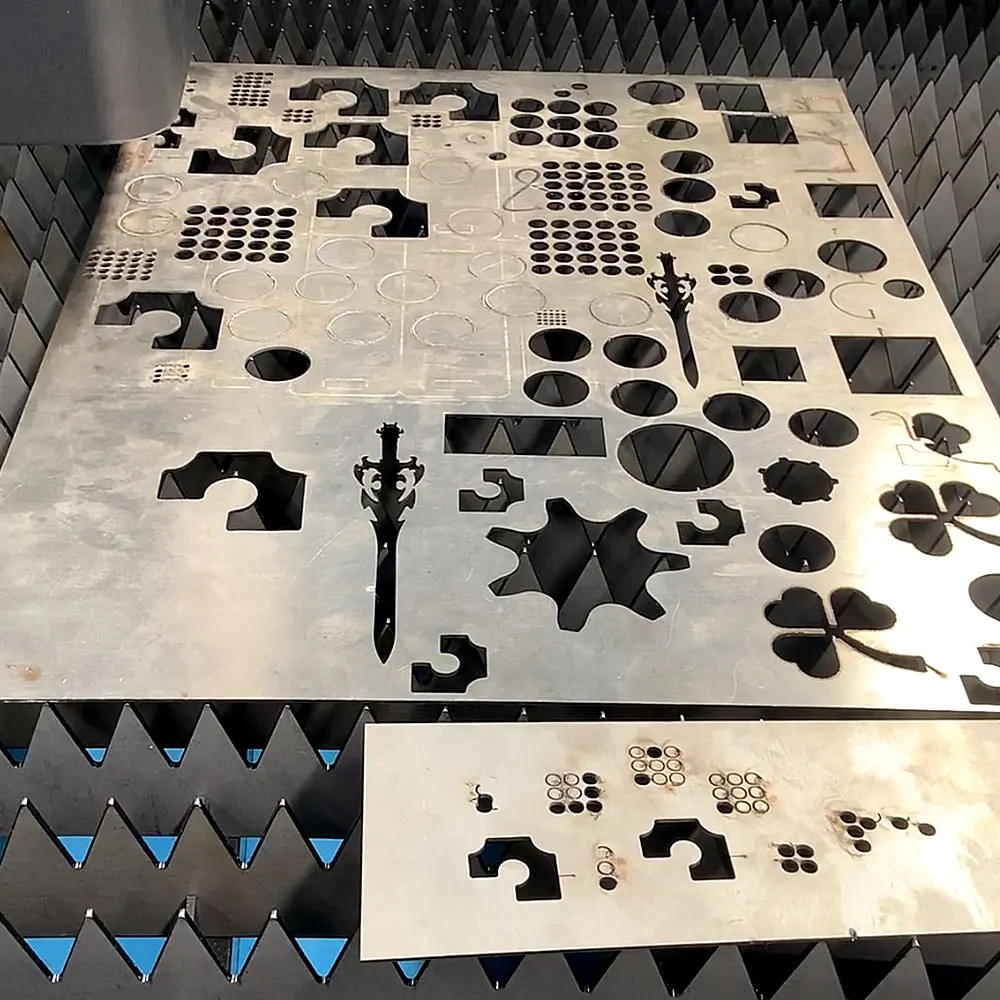 Most Popular Hot Selling Fiber Laser Cutting Machine For cs/carbon steel/steel plate fiber laser cut