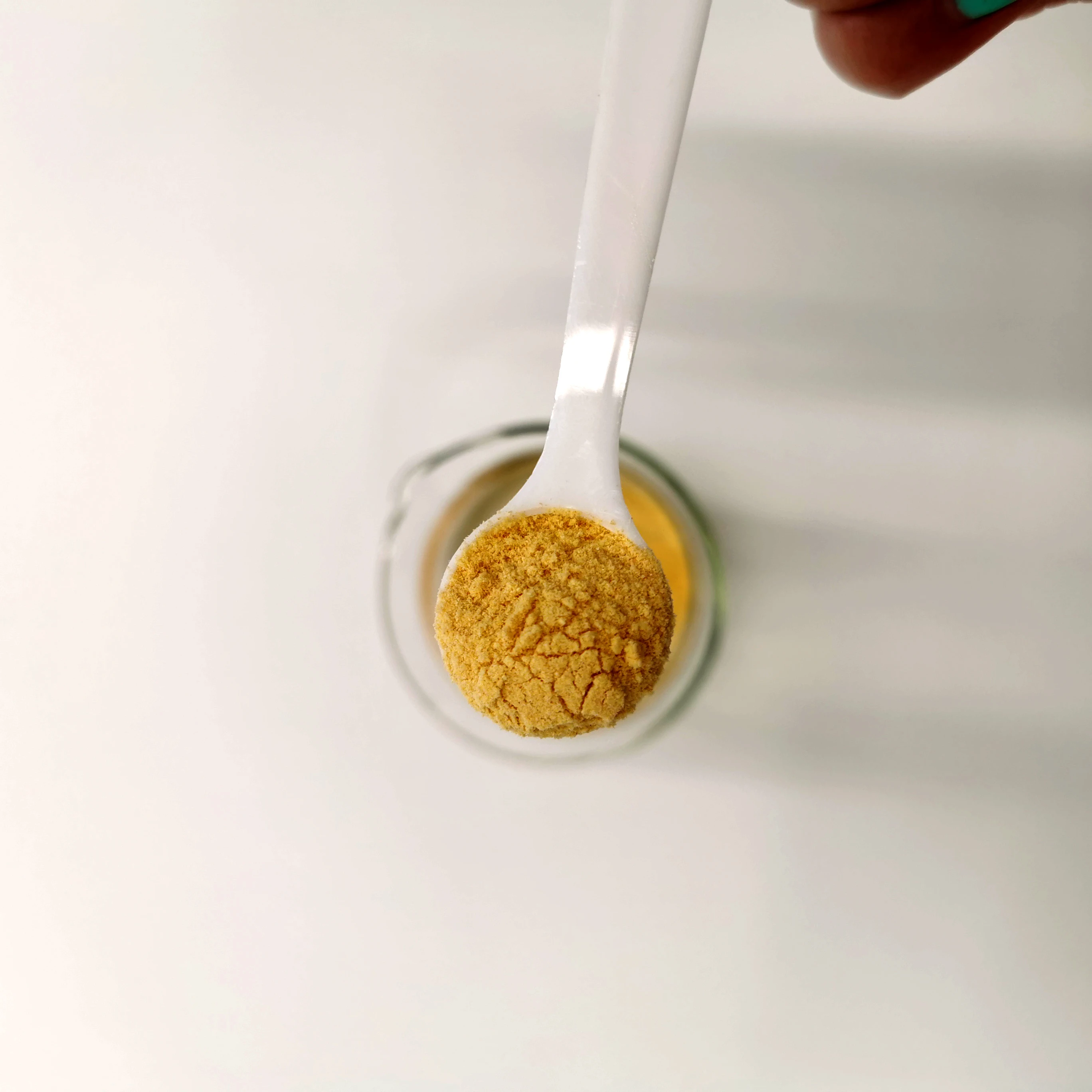 
100% Natural Water Soluble bulk Nano curcumin 95% extract powder 