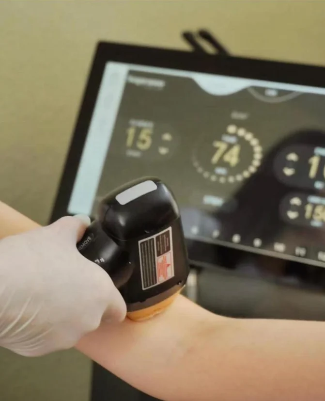 Ice Titanium 1600W Diode Laser Hair Removal Machine Micro Channel Germany Jenoptik Laser Bar Triple Wavelength 755+810+1064 SHR