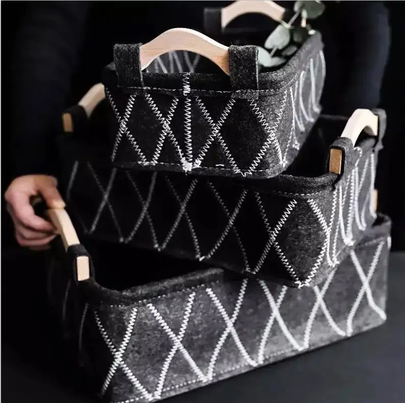 New Customized Fashion Collapsible felt storage box different size organizer sundries storage collection box