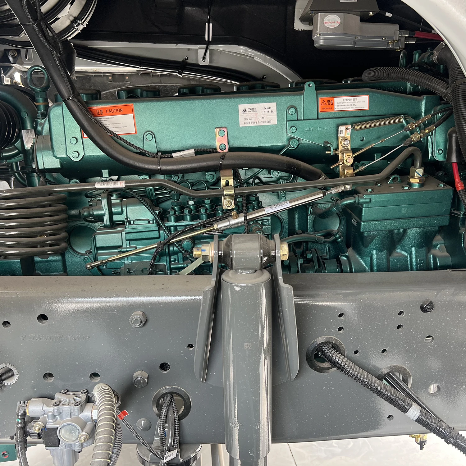 HOwo sino 7 60 Ton 8x 4 12 tires  Howo WP 400 Horsepower Dump Truck For Sale