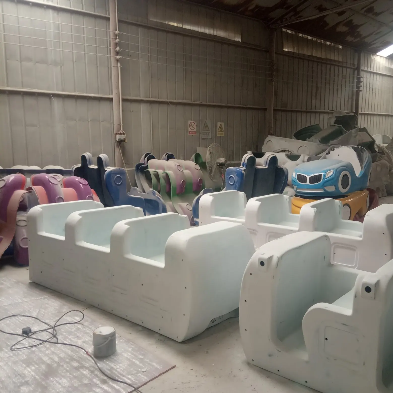 Factory directly sale model amusement park ride bumper cars  ride on car  los chocones spare parts electric motor wheels