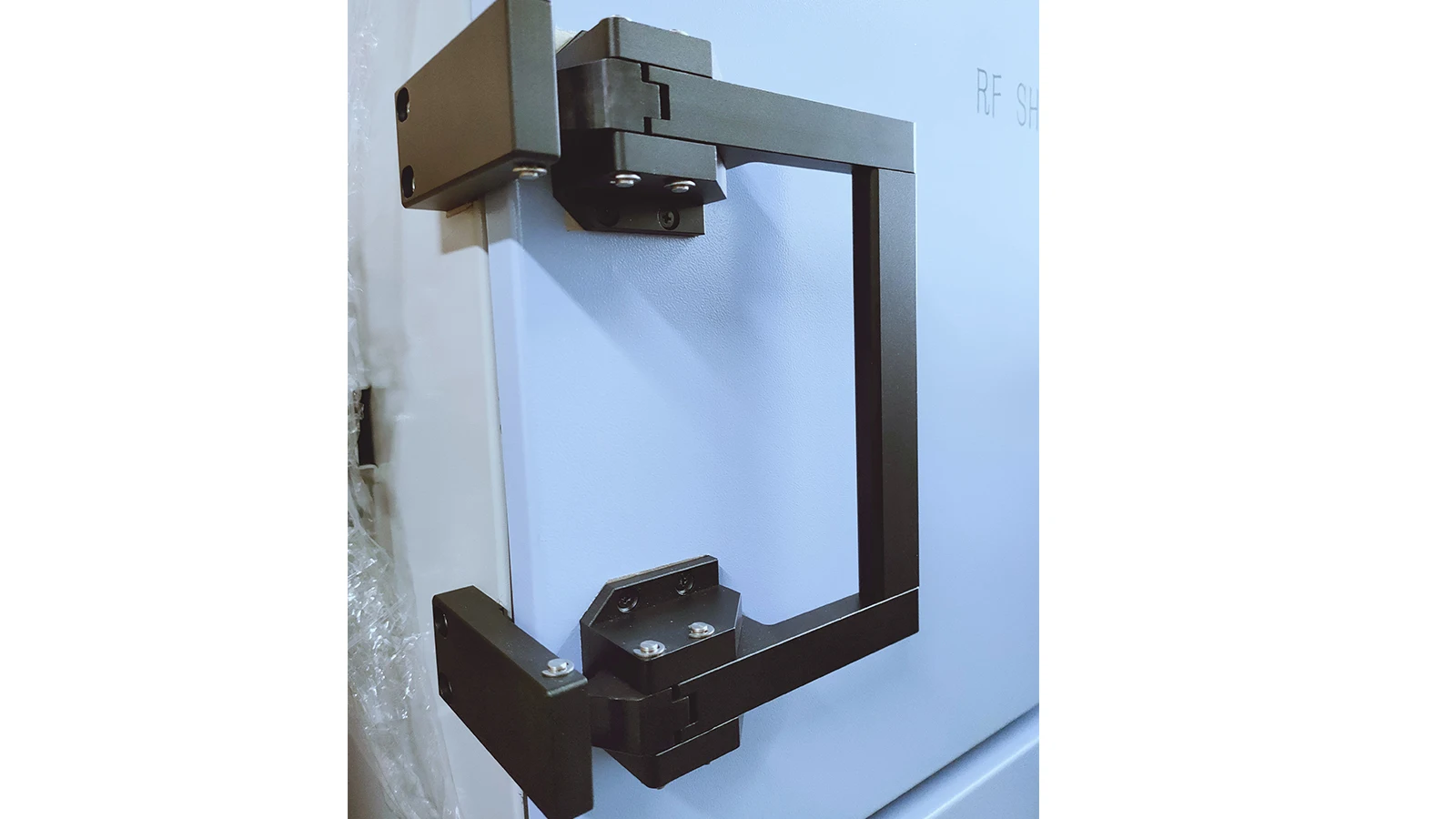 50*50*50CM Stainless Steel RF Test Shield Box 4G 5G 6G GSM  Wifi Bluetooth RF Shield Box For Mobile Phone Testing