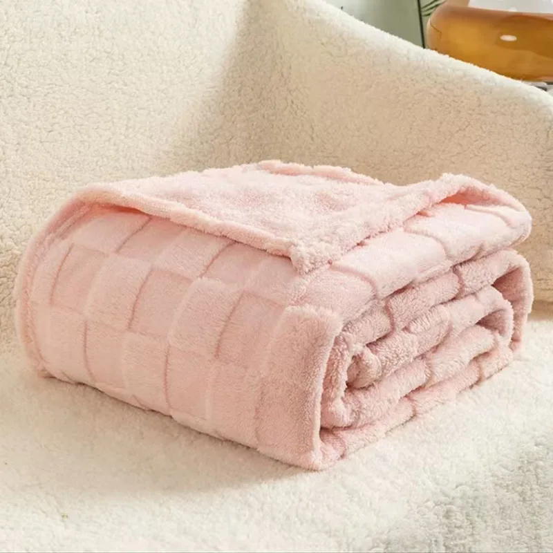 2024 Latest Model Polyester Fiber Blanket Modern Simple Style Pure Color Blanket