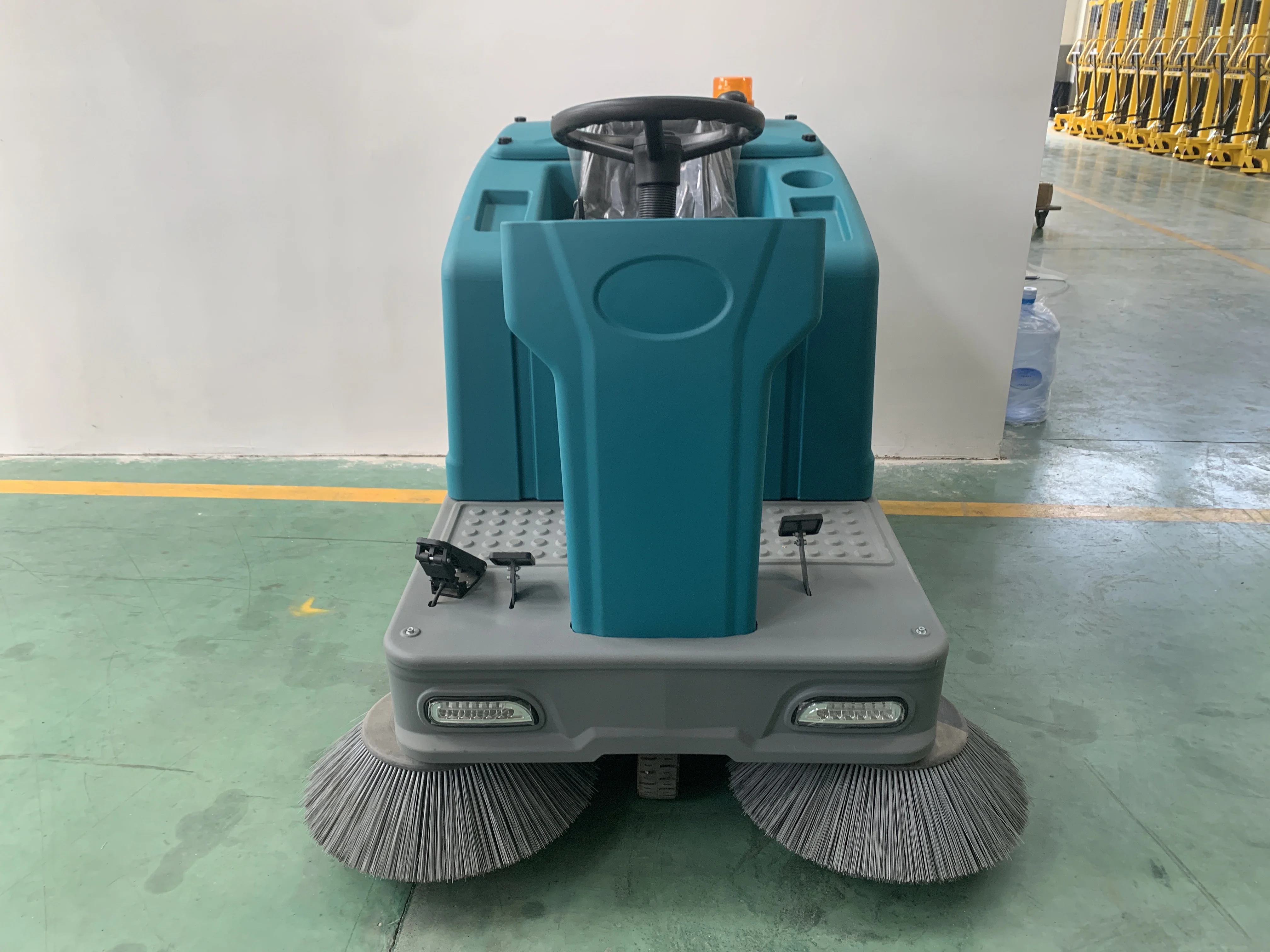 EVERLIFT Washing/mopping/drying 3 In 1 Automatic Sweeper For street sweeper machine Washing Cleaning Scrubber Machine Price