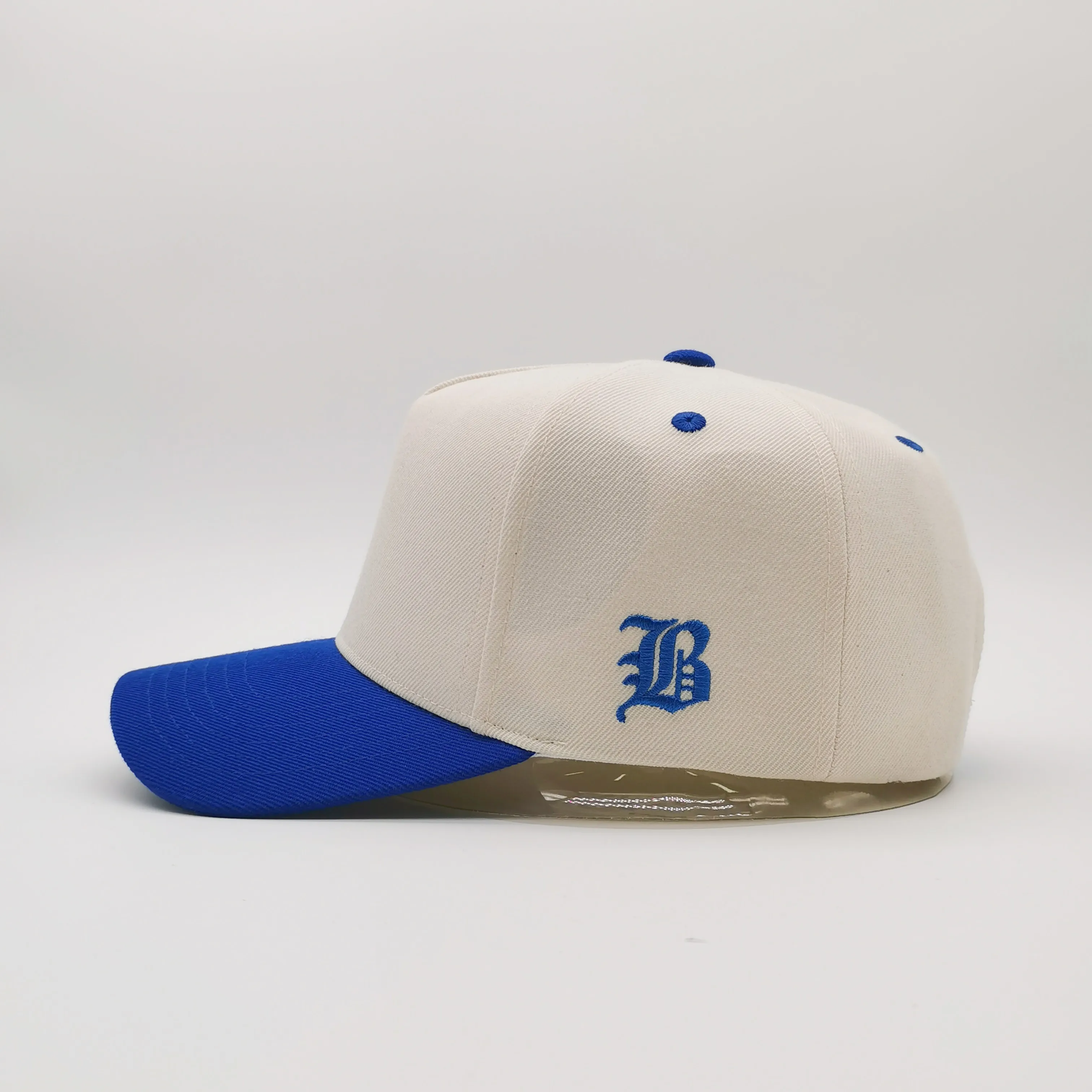 New Trend Structured 5 Panel Two Tone Curved Bill Custom Embroidery Logo Baseball Cap