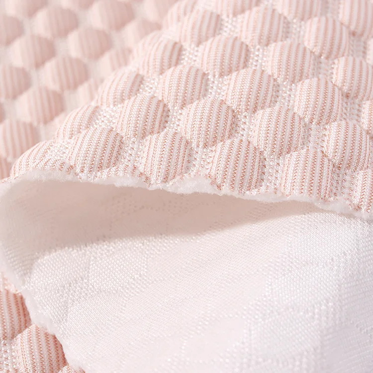 Заводская поставка 550gsm 3D ткань с ощущением прохлады Летний прохладный коврик для домашнего текстиля воздушным