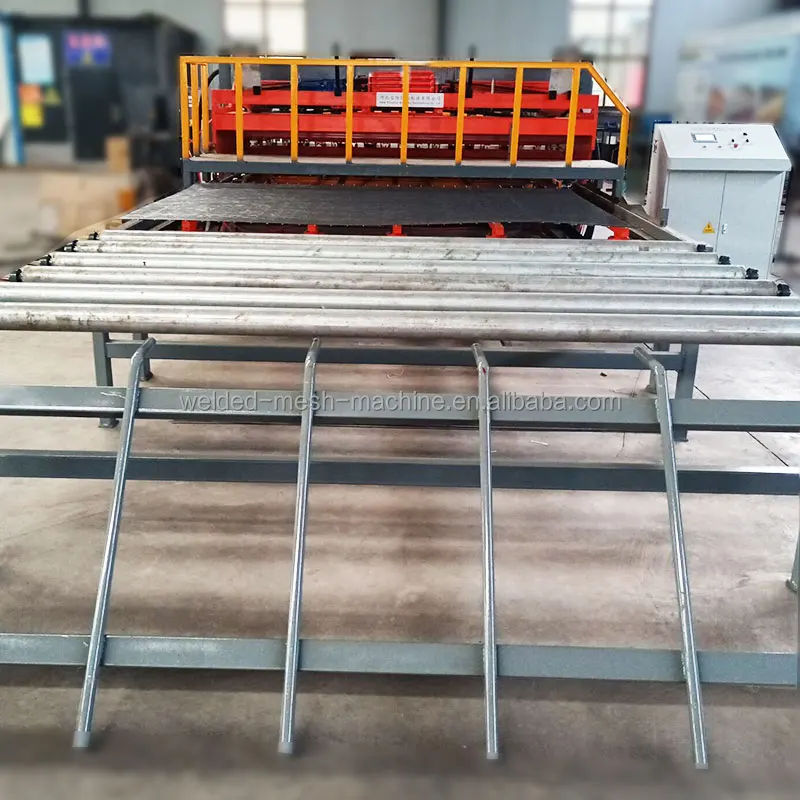 El panel de la cerca de seguridad que suelda la soldadora anti de la malla de alambre de la cerca del panel de la subida 358